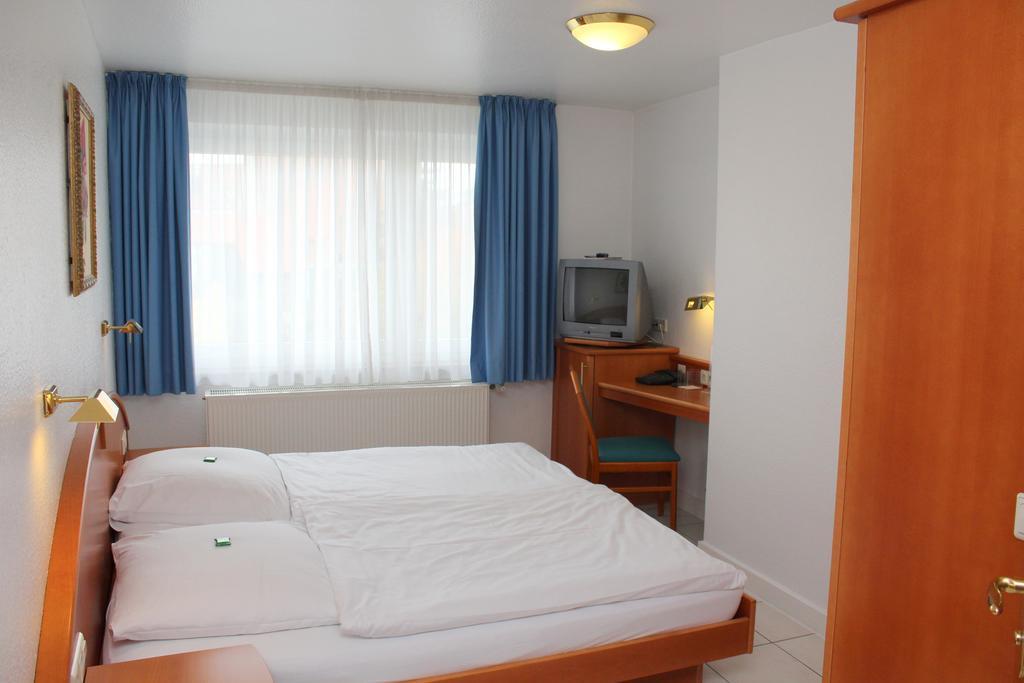 Hotel Sonne Leinfelden-Echterdingen Værelse billede