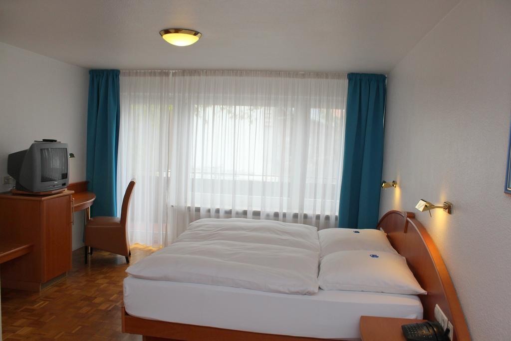 Hotel Sonne Leinfelden-Echterdingen Eksteriør billede